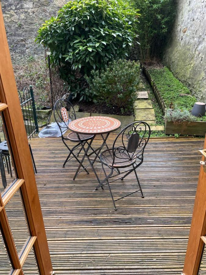 Fantastic Location 10 Mins To Princes Street- 15 To Royal Mile- Main Door-Patio Edimburgo Exterior foto