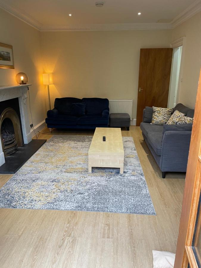 Fantastic Location 10 Mins To Princes Street- 15 To Royal Mile- Main Door-Patio Edimburgo Exterior foto